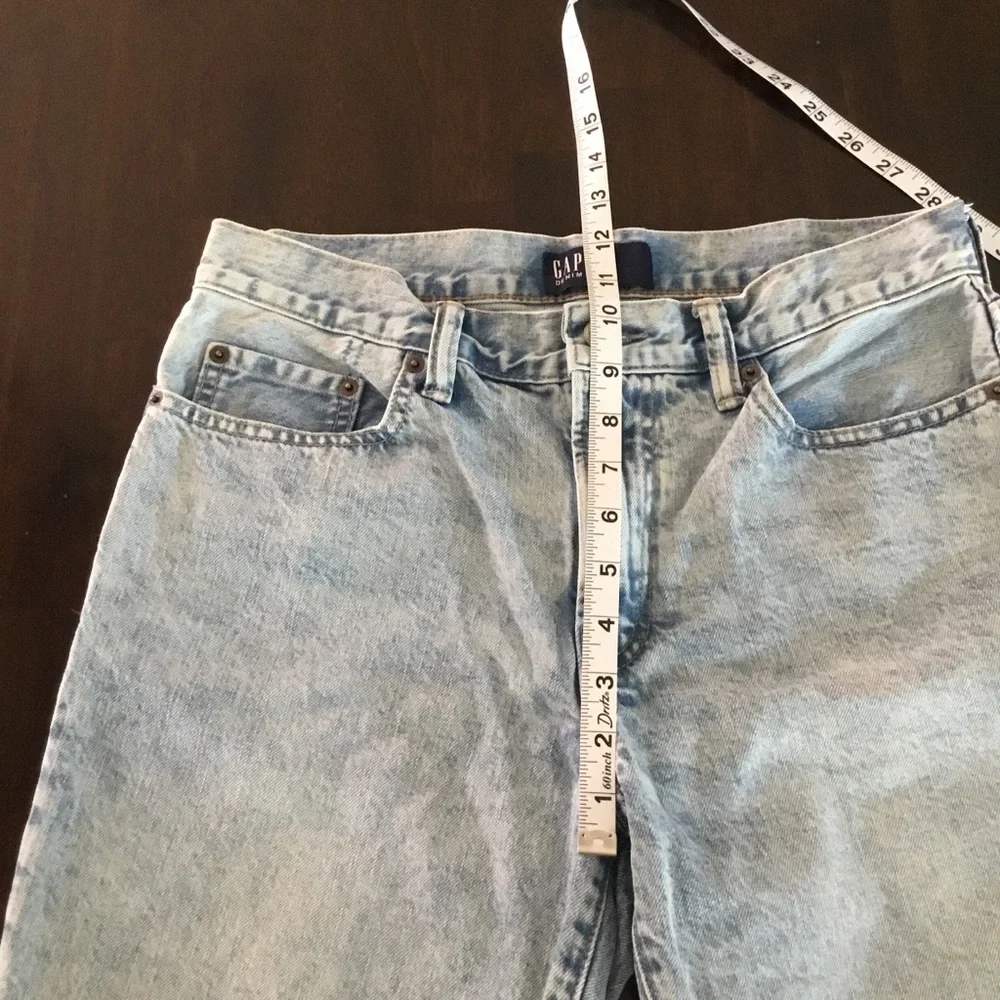GAP Mid Rise Blue Jean Shorts with Raw Hem and Vintage Look